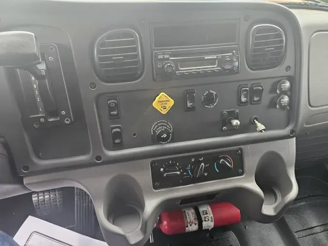 2015 FREIGHTLINER/MERCEDES M2 1068c672a5c18d7345acc4451bc6c82eaff