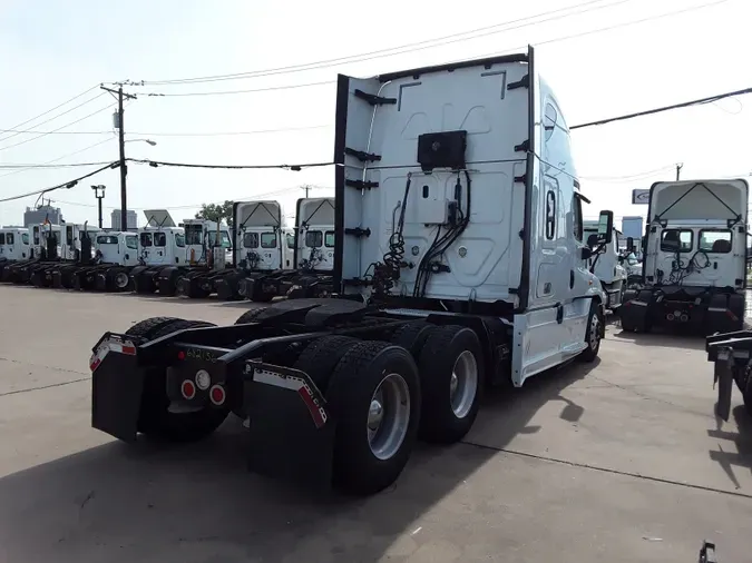 2018 FREIGHTLINER/MERCEDES CASCADIA 125