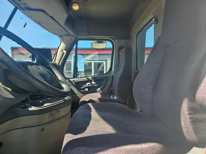 2018 FREIGHTLINER CASCADIA 113