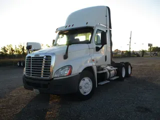 2016 Freightliner CASCADIA 125