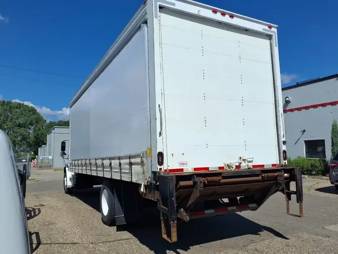 2019 FREIGHTLINER M2 106