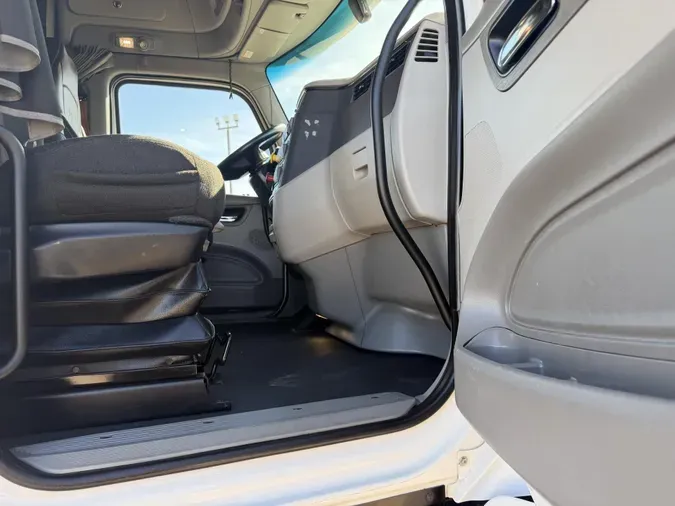 2021 Peterbilt 5798c727a6e95db642953a8dcb18a003dc6