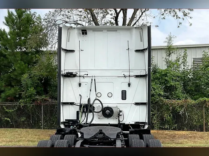 2021 INT LT625 6x4