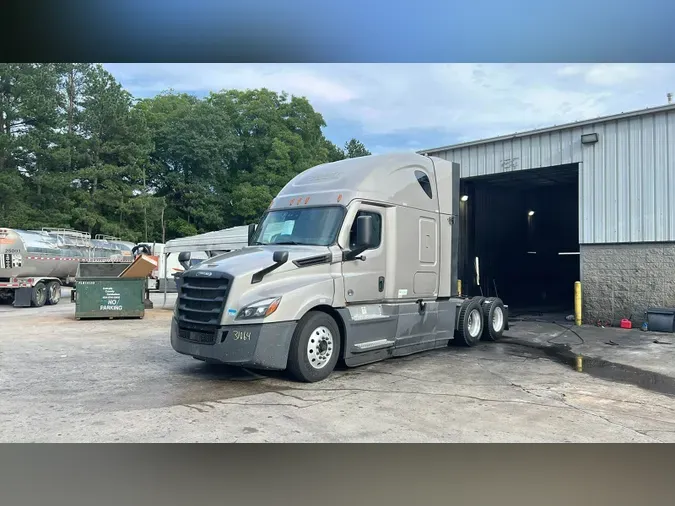 2024 Freightliner Cascadia