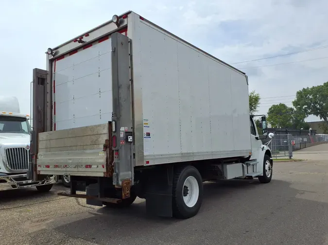 2016 FREIGHTLINER/MERCEDES M2 106