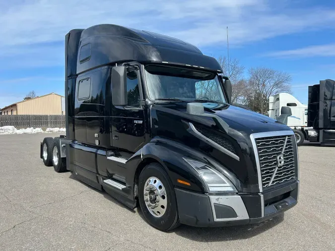 2021 Volvo VNL 860