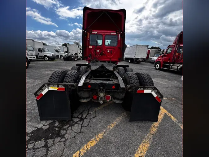 2019 FREIGHTLINER CASCADIA 125