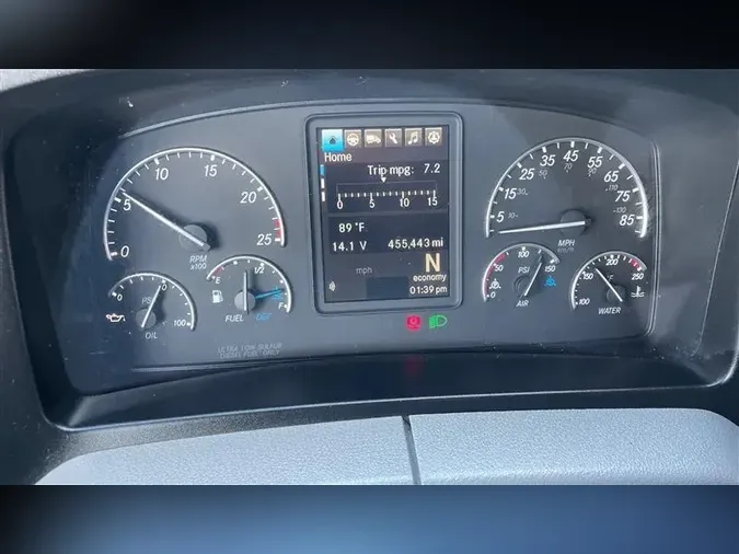 2022 FREIGHTLINER CA126