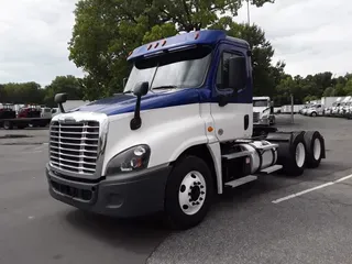 2020 FREIGHTLINER/MERCEDES CASCADIA 125