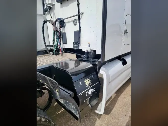2022 Peterbilt 579
