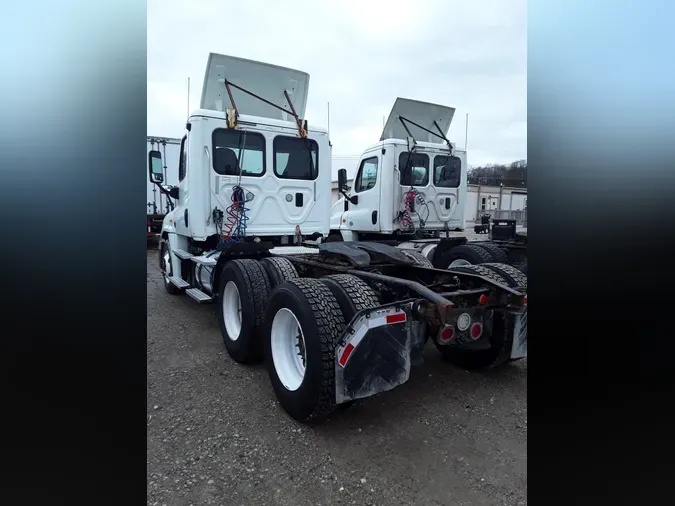 2016 FREIGHTLINER/MERCEDES CASCADIA 125