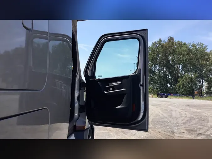 2023 Freightliner Cascadia 1268c859f09cda389879f5c42fb304c4238