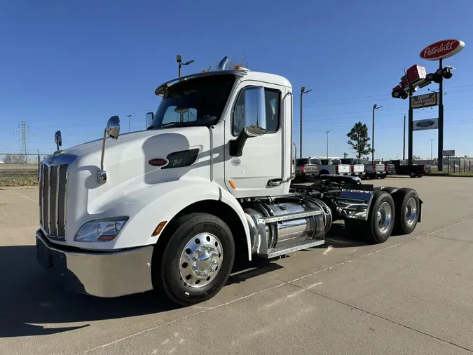 2021 Peterbilt 367
