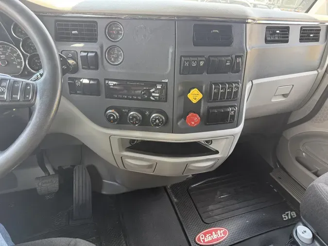 2021 Peterbilt 579
