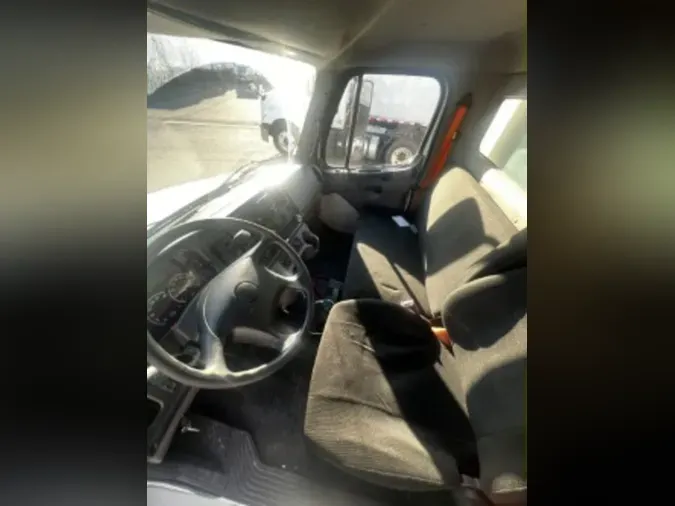 2019 FREIGHTLINER/MERCEDES M2 1068c91413ee8e131db9b979d5c863a7527