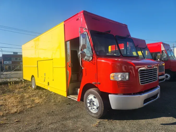 2016 Freightliner MT55