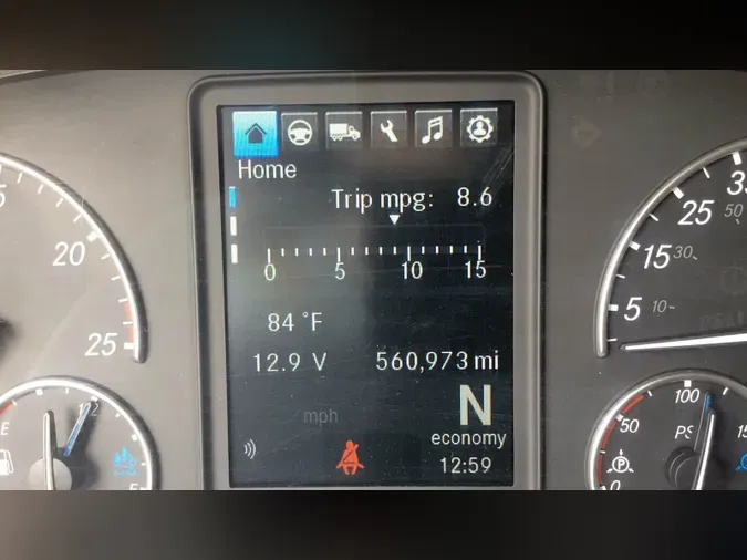 2022 Freightliner Cascadia 126