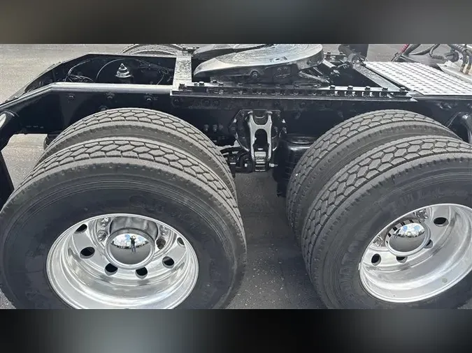 2020 PETERBILT 579