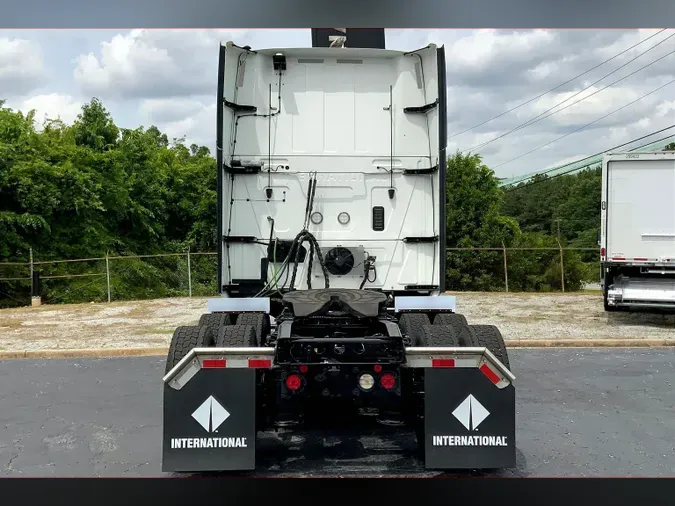 2021 INT LT625 6x4