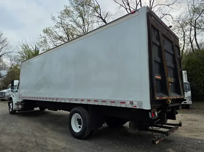 2017 FREIGHTLINER/MERCEDES M2 106