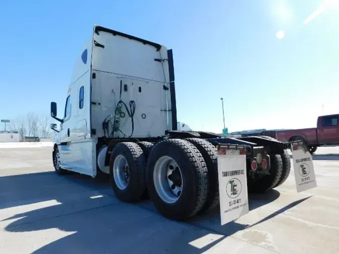 2020 Freightliner Cascadia