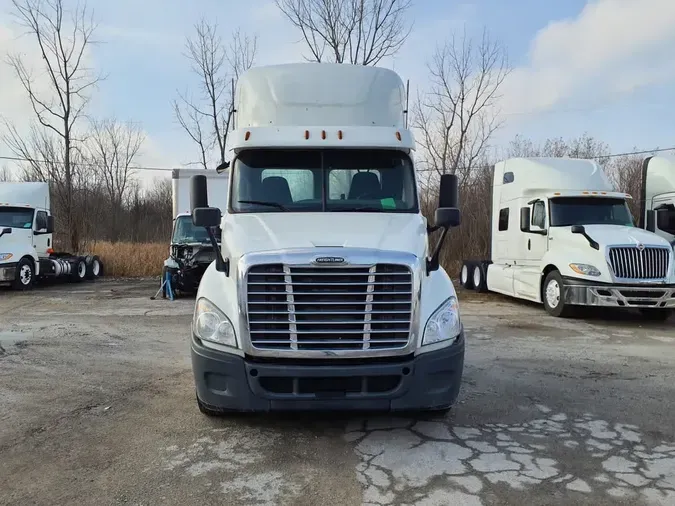 2019 FREIGHTLINER/MERCEDES CASCADIA 125