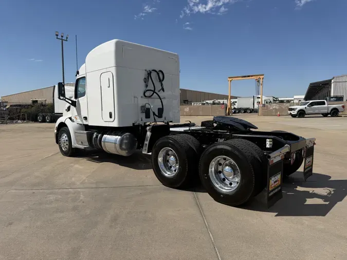 2022 Peterbilt 579