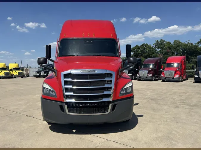2022 Freightliner Cascadia