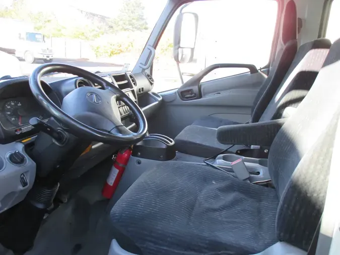 2017 HINO 195 CREW8ca1c634ad7abea58cbc3d251d3f6e51