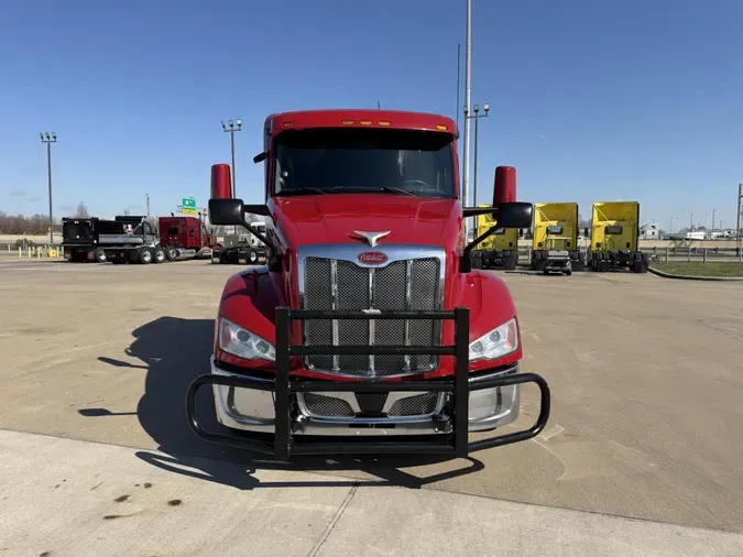 2022 Peterbilt 579