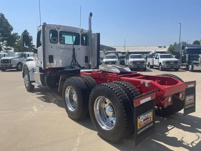 2022 Peterbilt 567