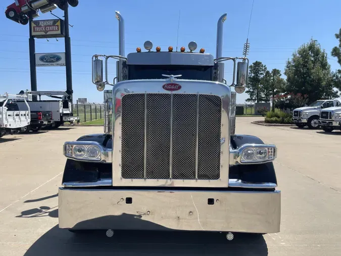 2021 Peterbilt 389