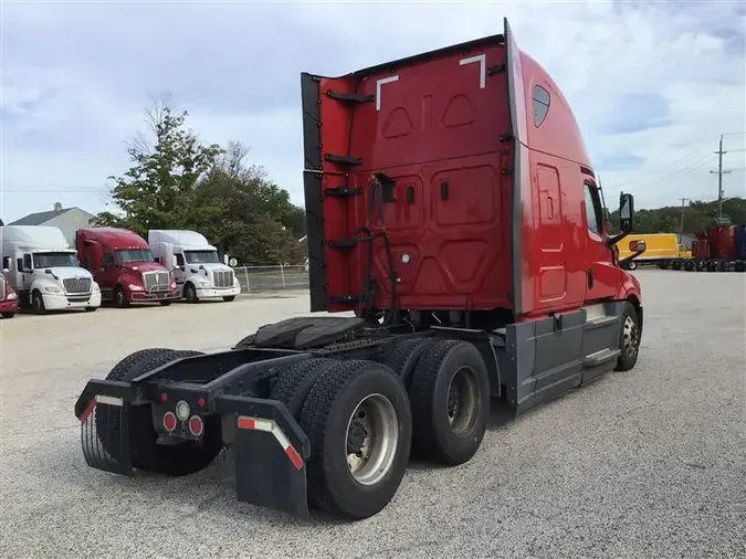 2021 FREIGHTLINER CASCADIA