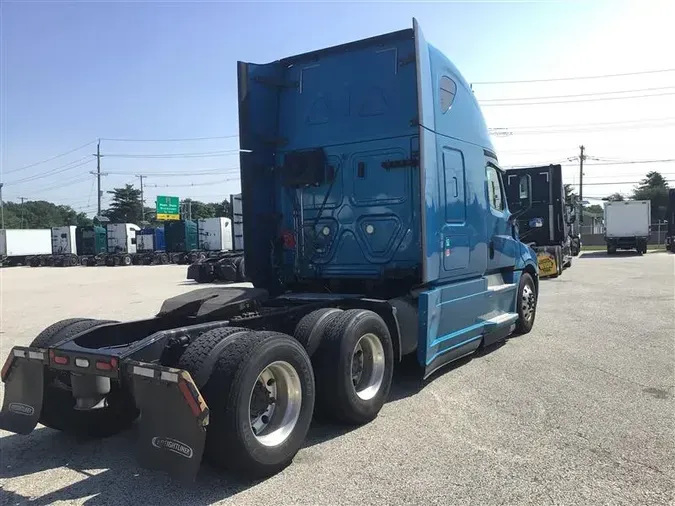 2020 FREIGHTLINER CA126