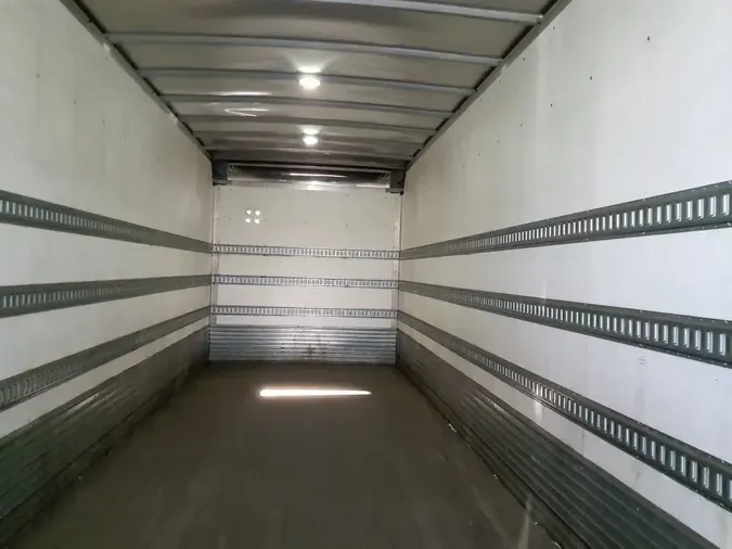 2016 FREIGHTLINER/MERCEDES M2 106