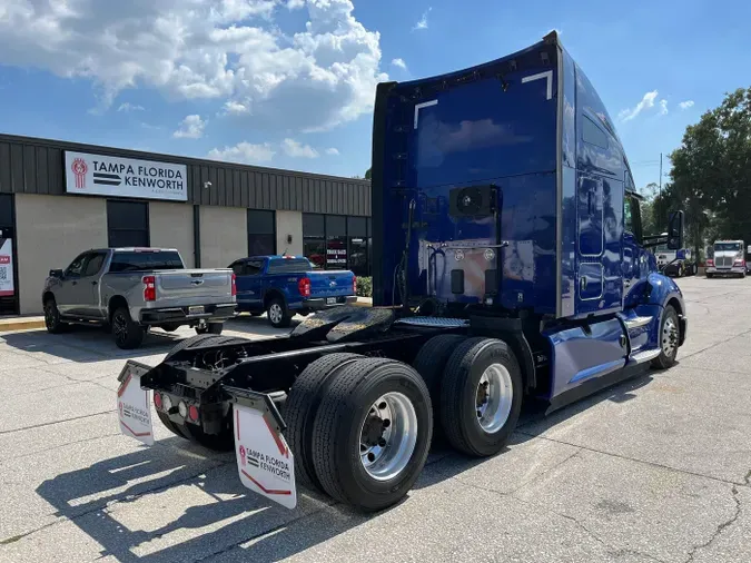 2022 Kenworth T680
