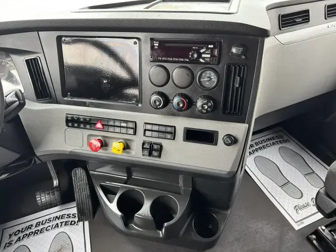 2022 FREIGHTLINER Cascadia 1268cb0f2fa06d01b9a87e6739788593266