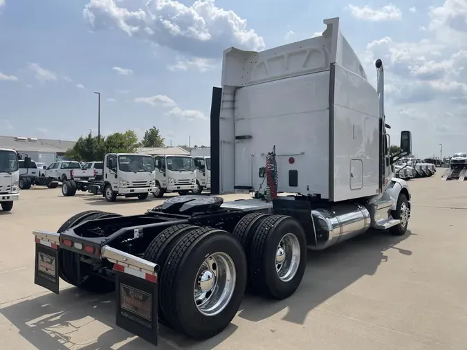 2021 Peterbilt 579