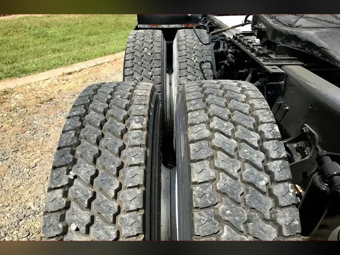 2019 INT LT625 6x4