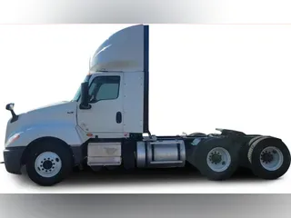 2021 International LT625