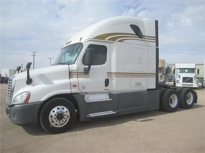 2018 FREIGHTLINER CASCADIA 125