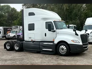 2022 INT LT625 6x4