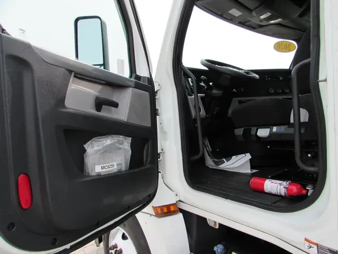 2020 Freightliner Cascadia