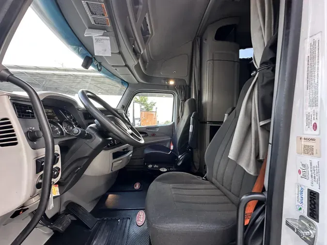 2021 Peterbilt 579