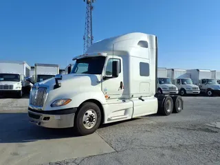 2019 NAVISTAR INTERNATIONAL LT625 SLPR CAB