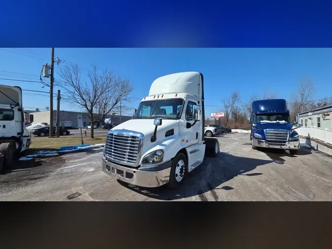 2019 FREIGHTLINER/MERCEDES CASCADIA 1138cc4a5654f74acaf91b1a8365de6b346
