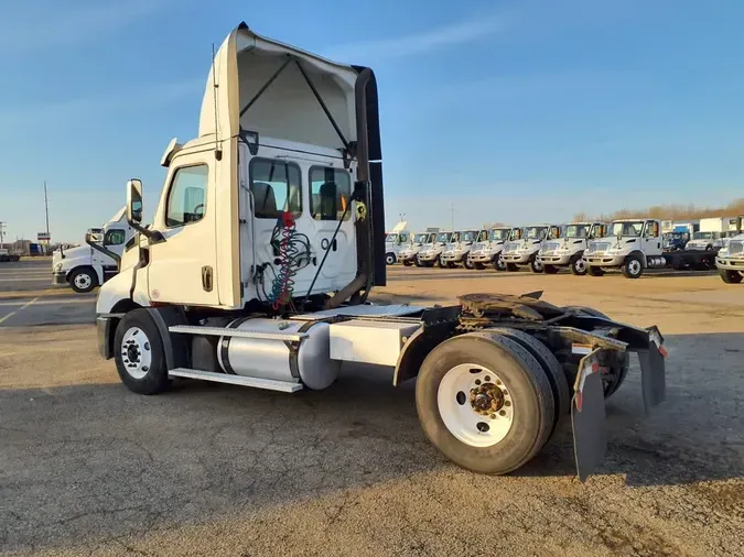 2019 FREIGHTLINER/MERCEDES NEW CASCADIA 116