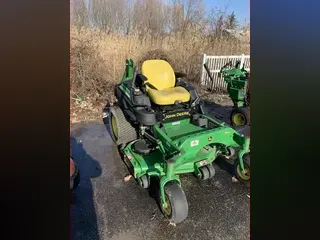 2017 John Deere Z930R