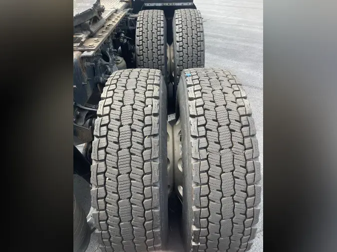 2022 International LT625