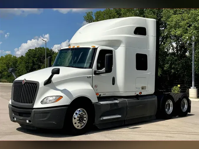 2022 INT LT625 6x4